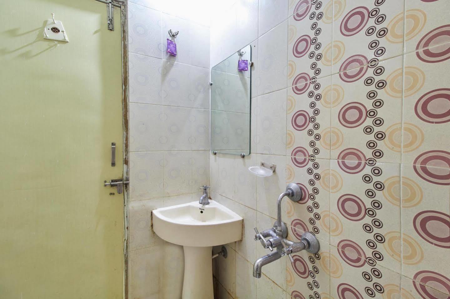 Hotel Preetam Aurangabad Zewnętrze zdjęcie